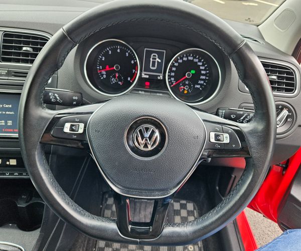 Volkswagen Polo 2017 Petrol Automatic 24K Kms only 398085974
