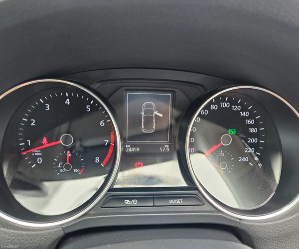 Volkswagen Polo 2017 Petrol Automatic 24K Kms only 398085978