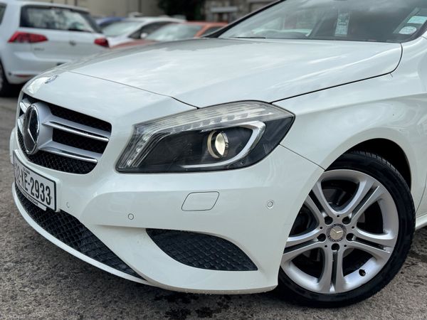 Mercedes A180 2013 1.6 Petrol Auto 51000 KM 2 keys 398018692