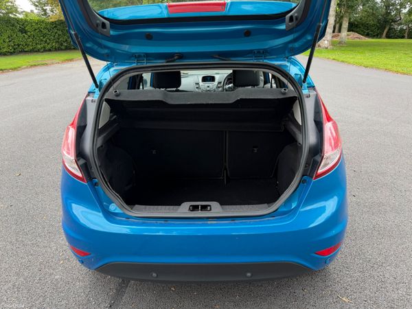 Ford Fiesta titanium 398164620