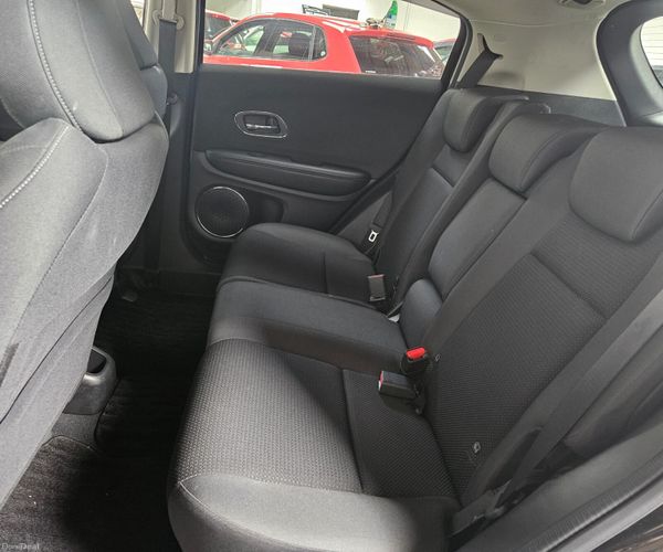 2021 Honda Vezel 1.5 Hybrid Auto,51K K.M,CarPlay 398193696