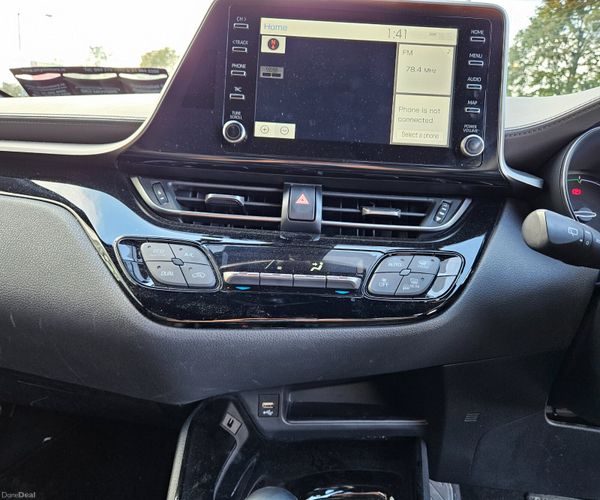 Toyota C-HR 2020 Petrol  Hybrid 398107342