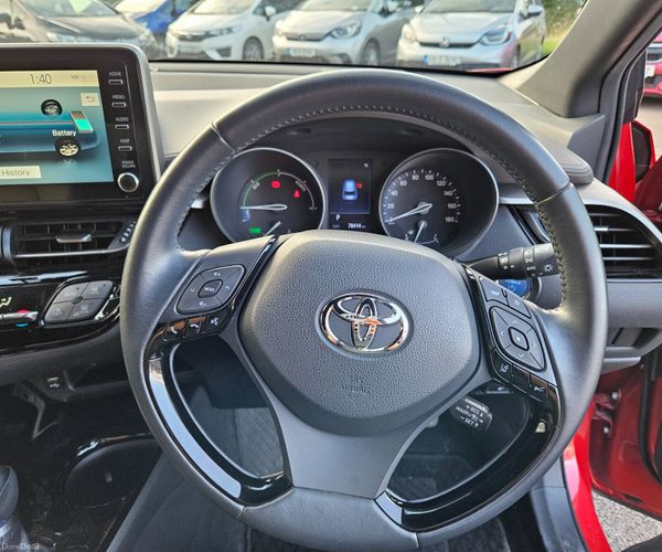 Toyota C-HR 2020 Petrol  Hybrid 398107348