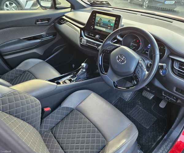 Toyota C-HR 2020 Petrol  Hybrid 398107350