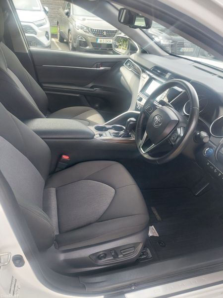 2018 TOYOTA CAMRY 2.5 PETROL HYBRID AUTO 398117114