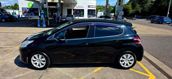 Peugeot 208 2015 Automatic Top Spec 398128696