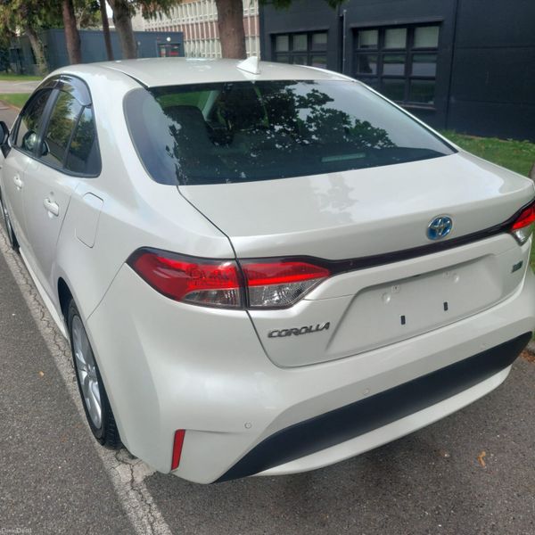 2020 ToyotaCorolla 29,900 km 398250796