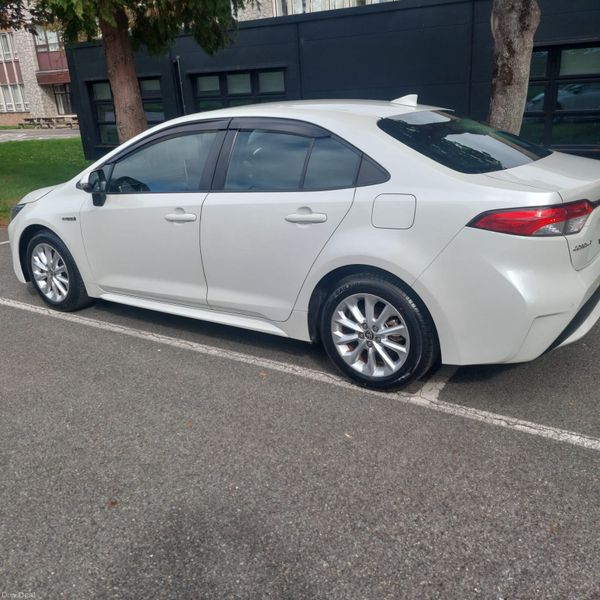 2020 ToyotaCorolla 29,900 km 398250800