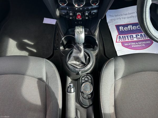 Mini Cooper 1.5 Petrol Auto 2016 398282552