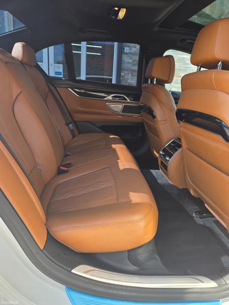 BMW 7-Series M SPORT 2018 / 740E 398282910