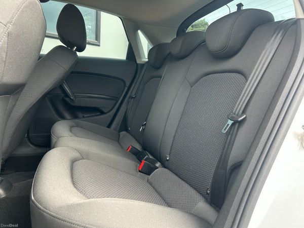 Audi A1 1.0 TFSI Auto 2017 398284186