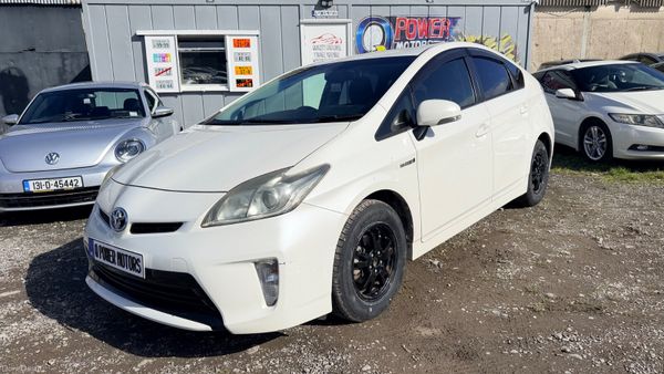 2014 Toyota Prius -, 3 of 17