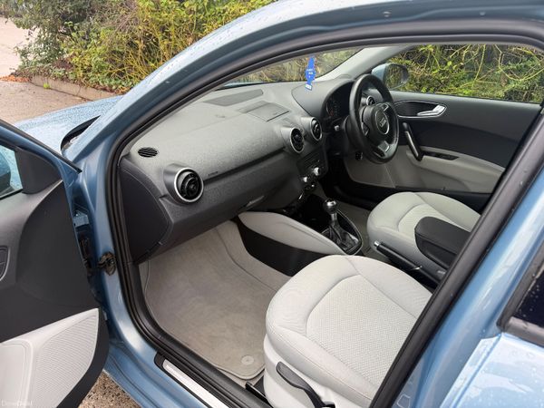 Audi A1 Diesel LOW KM 398237706