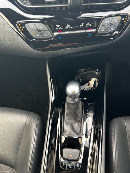 2021 Toyota C-HR  | G Package 398364188