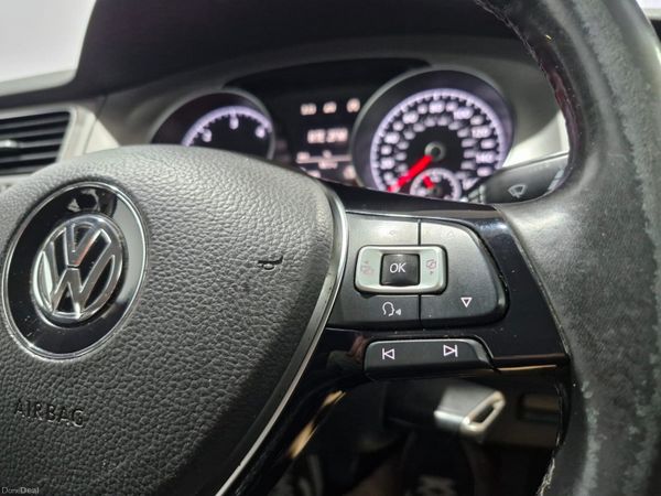 2016 Volkswagen Golf Match 1.6 TDi Manual 398384540