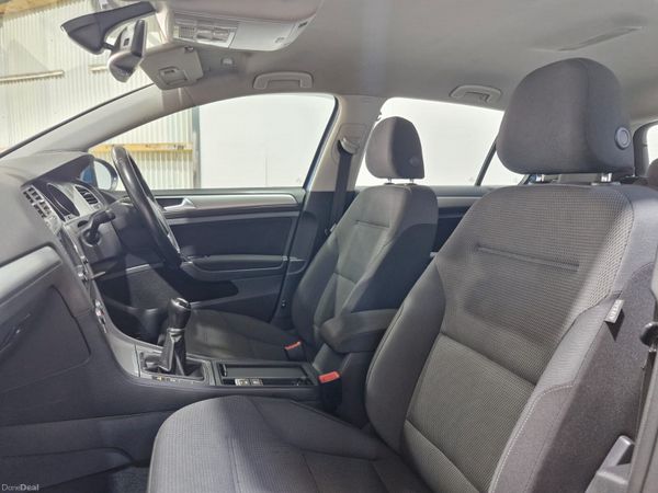 2016 Volkswagen Golf Match 1.6 TDi Manual 398384532