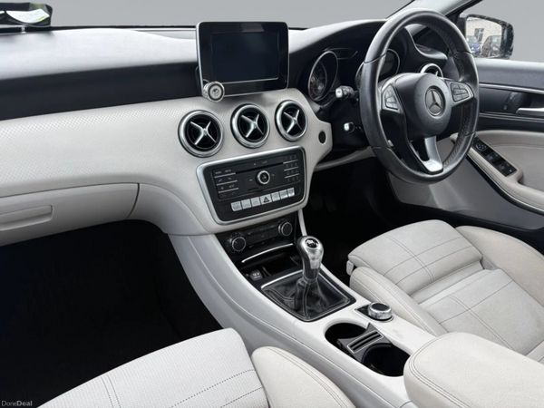 Mercedes-Benz A-Class 398386520