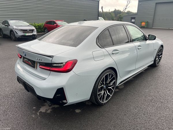 232 Bmw 330e M-Sport Tech + Pro Packs 20 Inch Allo 398386710