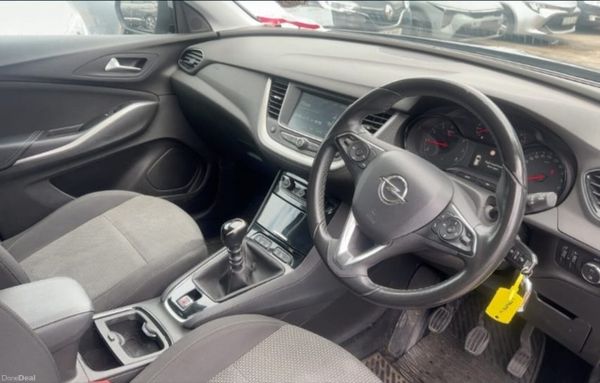 Opel Grandland X 2019 398323996
