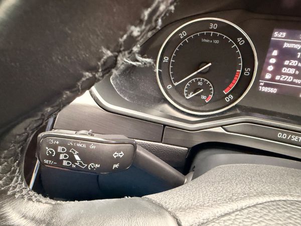 Skoda Superb 2019 2.0 TDI STYLE AUTOMATIC 398339158