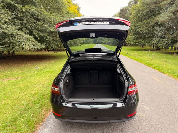 Skoda Superb 2019 2.0 TDI STYLE AUTOMATIC 398339184