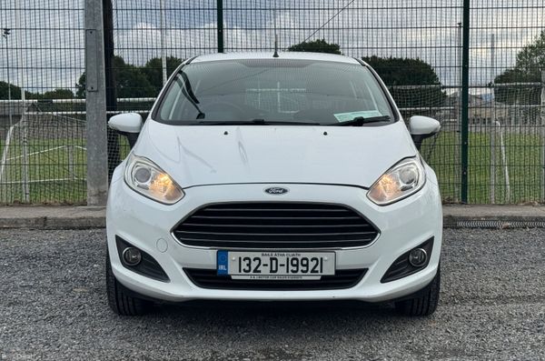 2013 Ford Fiesta ZETEC, 2 of 22