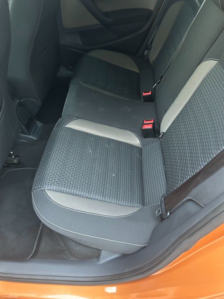 2015 VOLKSWAGEN POLO (AUTOMATIC) 398568014
