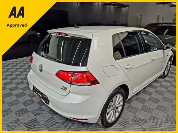 🚗2016 Volkswagen Golf Lounge Edition  | 84KM 🚗 398571122