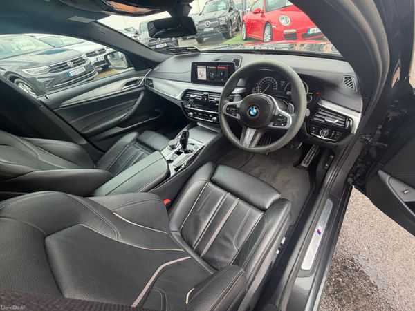 181 BMW 520i M-SPORT AUTO = RARE CAR = 2.0 PETROL 398573102