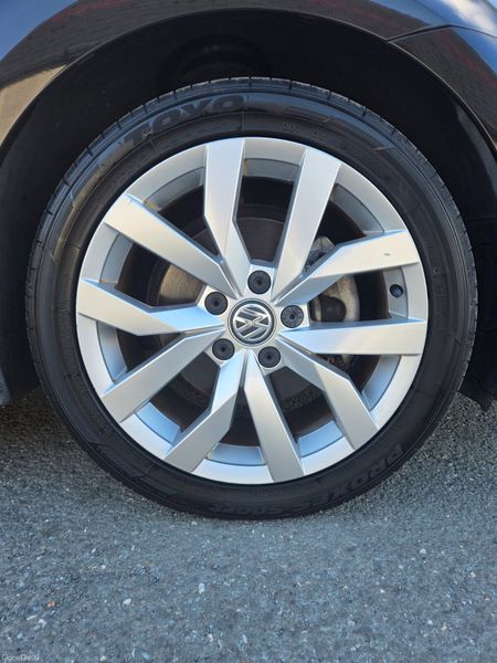 2017 vw golf highline / DIGITAL CLOCKS 398596458