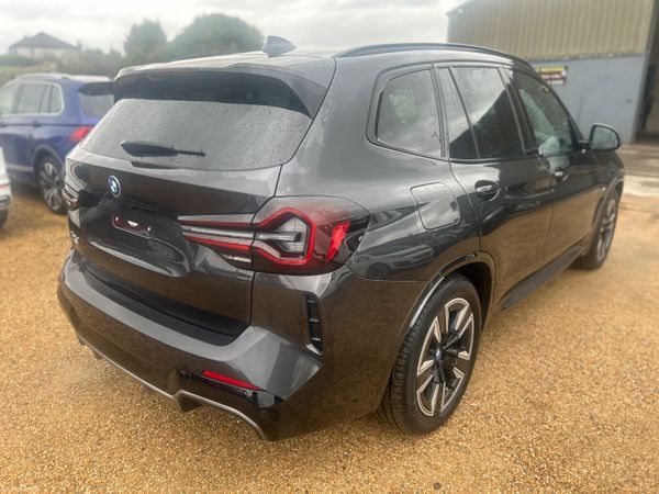BMW iX3 MSPORT 398653538