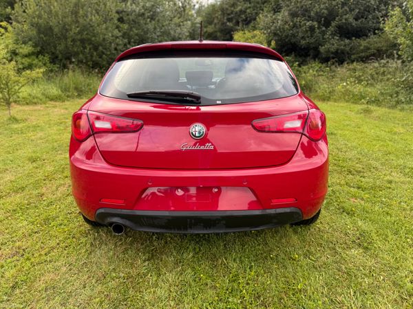 Alfa Romeo Giulietta 2014 1.4 TB AUTOMATIC VERY LO 398609168