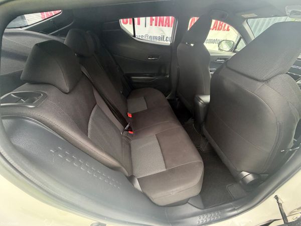 Toyota CH R 2018 ** Finance Available ** 398618074