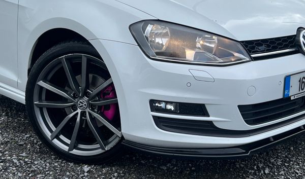 2016 Volkswagen Golf BlueMotion, 2 of 16