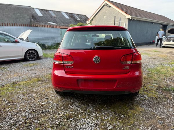 VW GOLF 2013. 1.2L PETROL AUTOMATIC VERY LOW MILEA 398766016