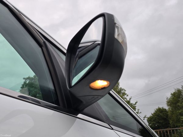 172 Ford S-Max TITANIUM  7 SEATS 2.0 TDCI 150BHP 398773482