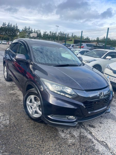 Honda Vezel SUV, Petrol Hybrid, 2015, Black