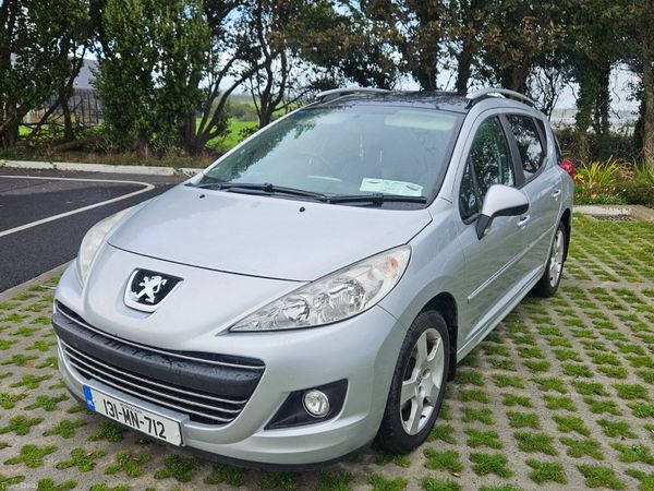 2013 Peugeot 207 ALLURE, 4 of 33