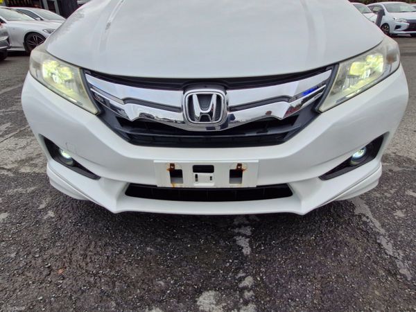 2015 Honda Grace 1.5L Hybrid with Full body kit 398701118