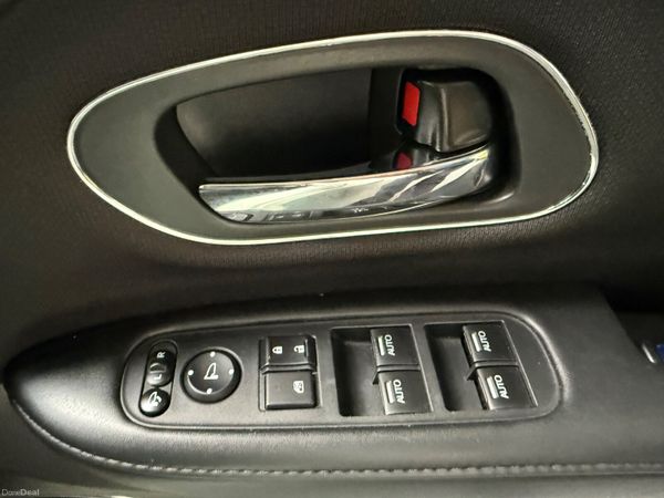 2016 Honda Vezel (HRV) 1.5 Hybrid Automatic, 398701416