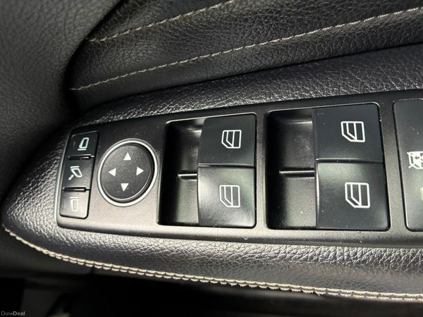 Mercedes-Benz M-Class 2013 2 Seats 398724604
