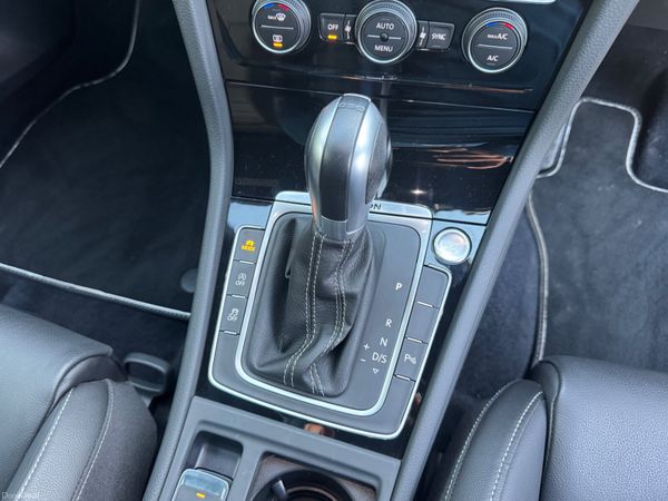 2017 Golf R *13K KM* 398857226