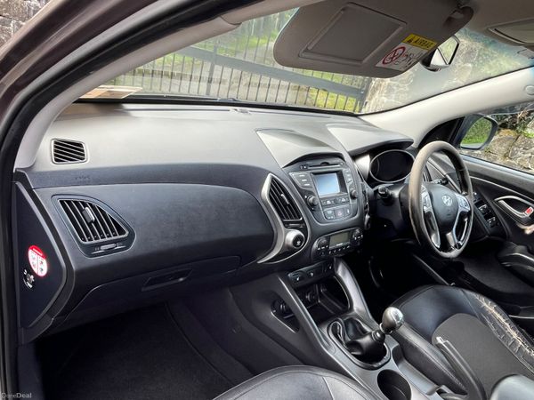 Hyundai ix35 1.7 Diesel Executive 2WD 115hp 398964126