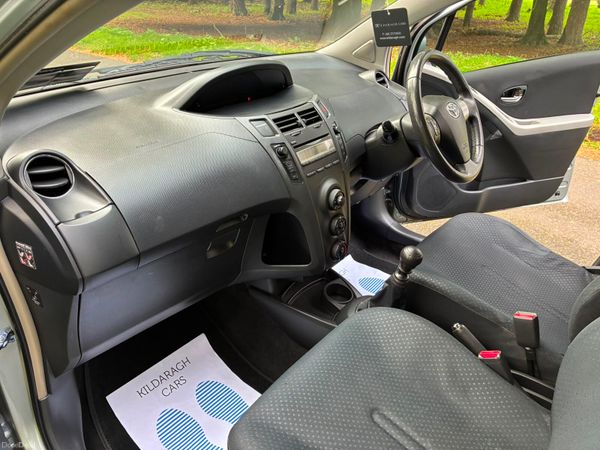 Toyota Yaris 2010 1.0 398968550