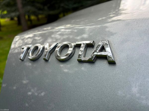 Toyota Yaris 2010 1.0 398968556