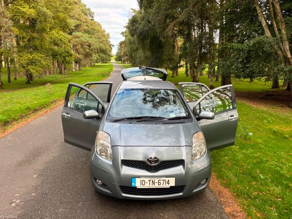 Toyota Yaris 2010 1.0 398968562