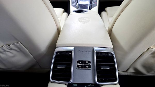 Porsche Panamera 2016  1 Year Warranty Full Servic 398970744