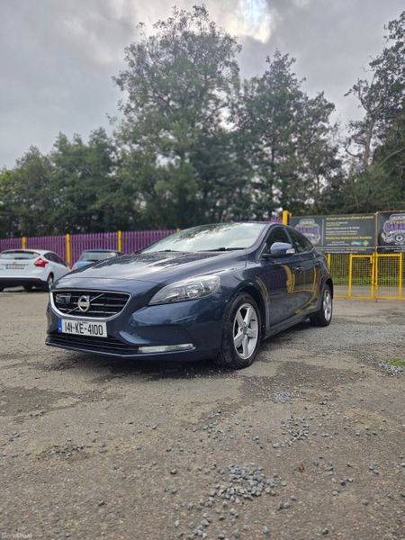 Stunning D2 Volvo V40 Low Mileage 398971678