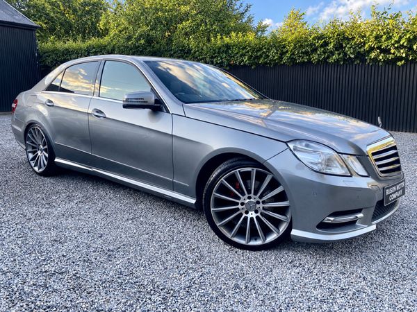 13 Mercedes-Benz E220 CD 398934078