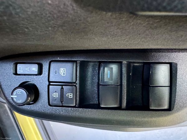 2022 Toyota Yaris Cross 1.5 Hybrid Automatic 399071264